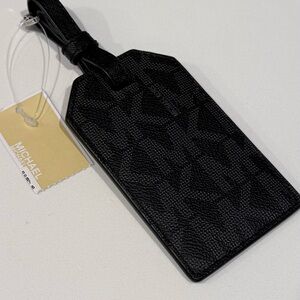 Michael Kors Luggage Tag